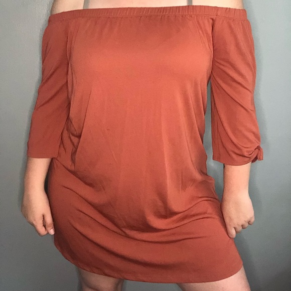 TBH Off The Shoulder Dress - Picture 1 of 3